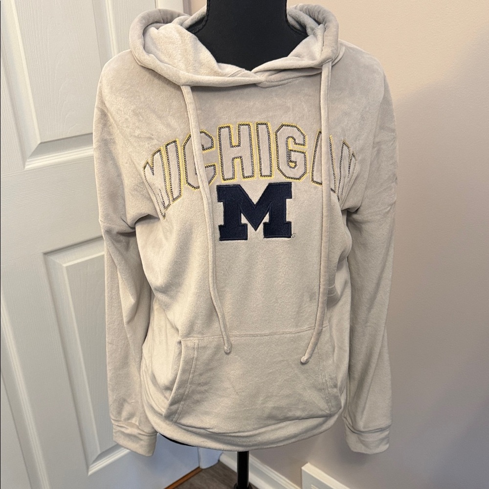 Michigan Women's Gray Hoodie Sweater